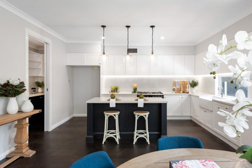 Custom Built Polyurethane Kitchen in Sydney