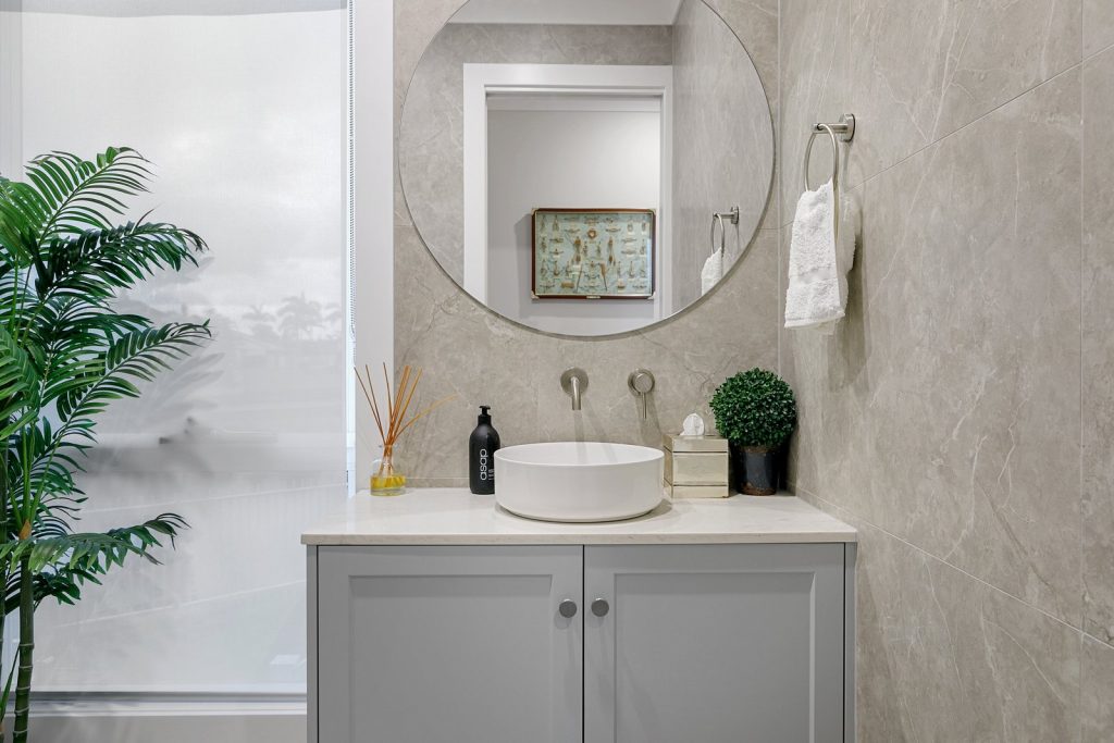 Custom made bathroom cabinetry- Custom made vanity for bathroom