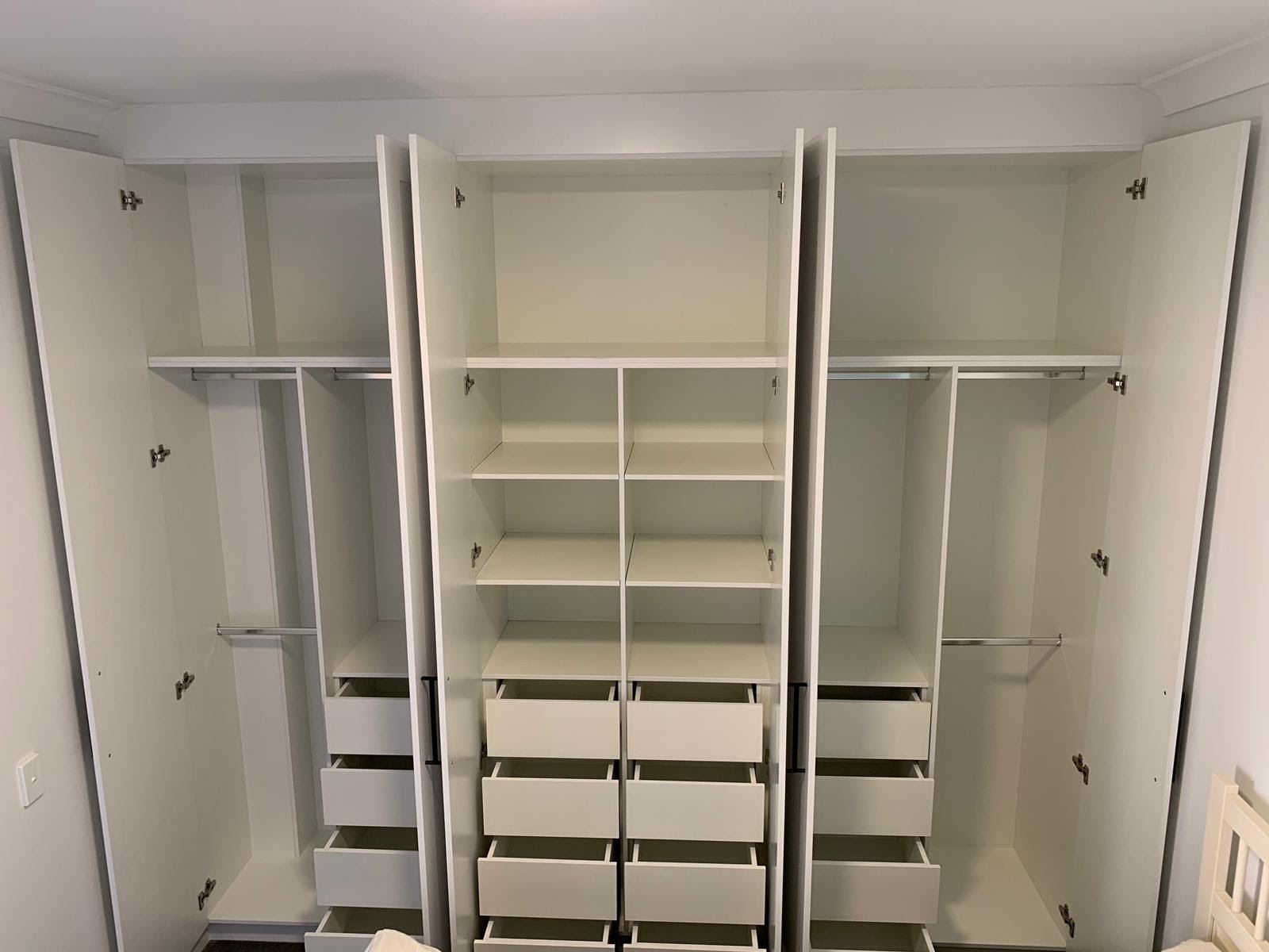 Built-in Wardrobes Sydney - Robes Delivered