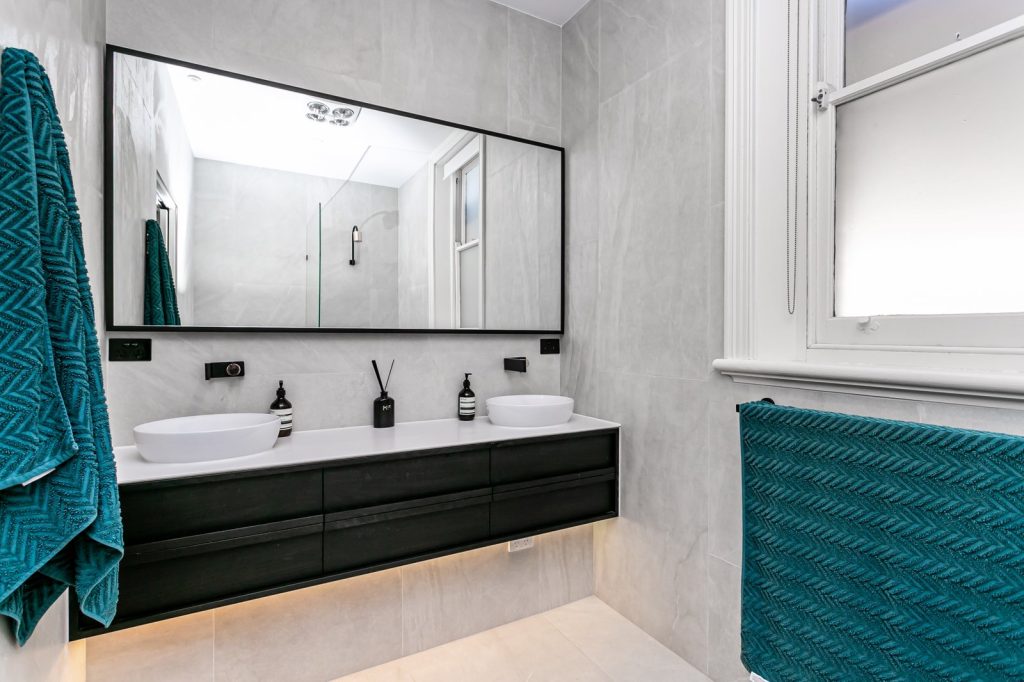 custom made mirrors Sydney